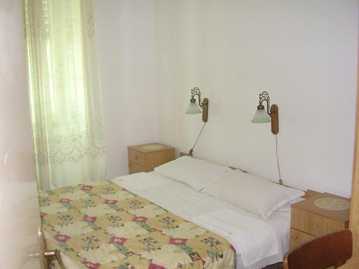 Guest House Darinka Draga Bašćanska Ruang foto